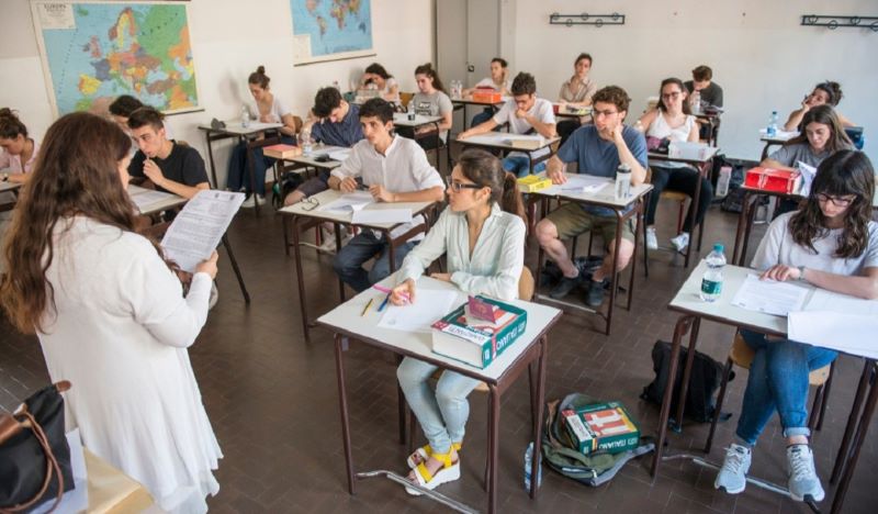 Scuole In Provincia Di Varese Due Direzioni Scolastiche In Meno Dal