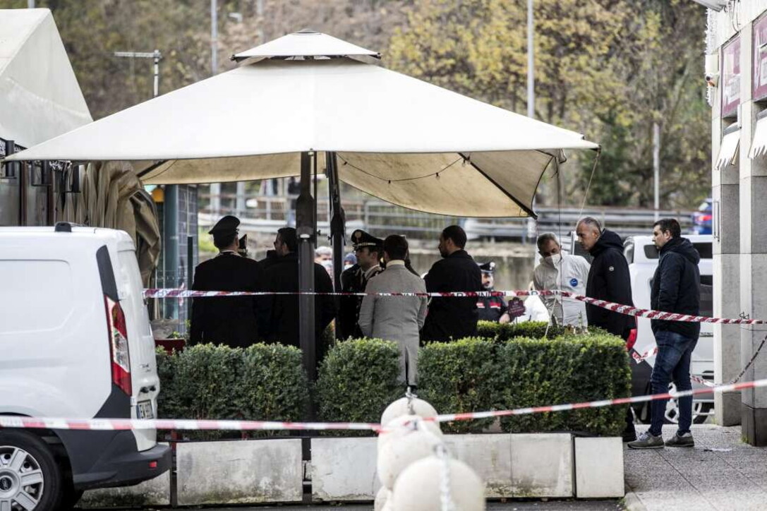 Roma Nord, Lite Durante Una Riunione Di Condominio, Un Uomo Spara E ...